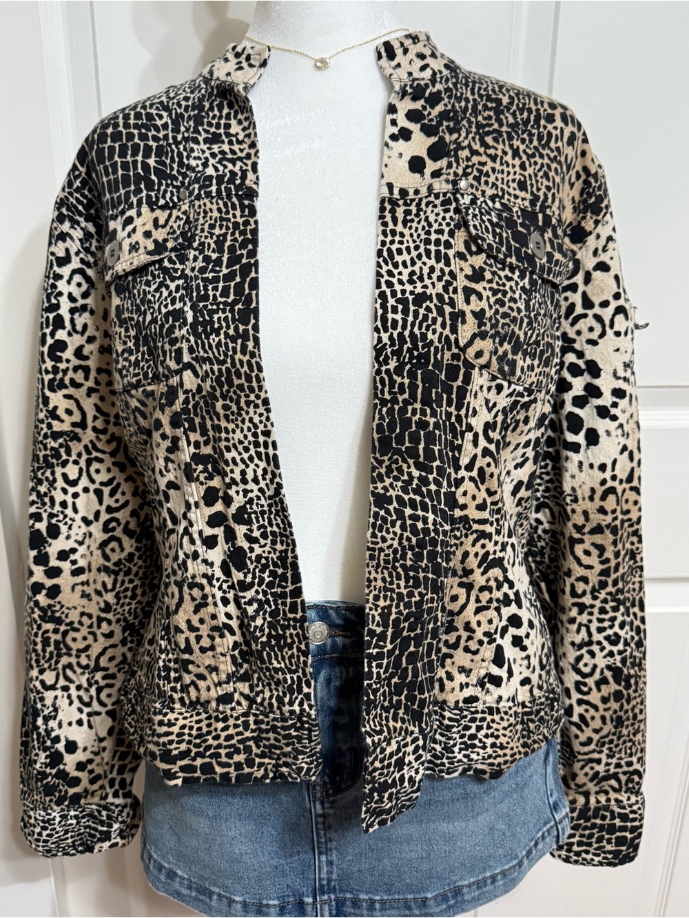 🐆Vintage Chico’s Animal Print Jacket 🐆